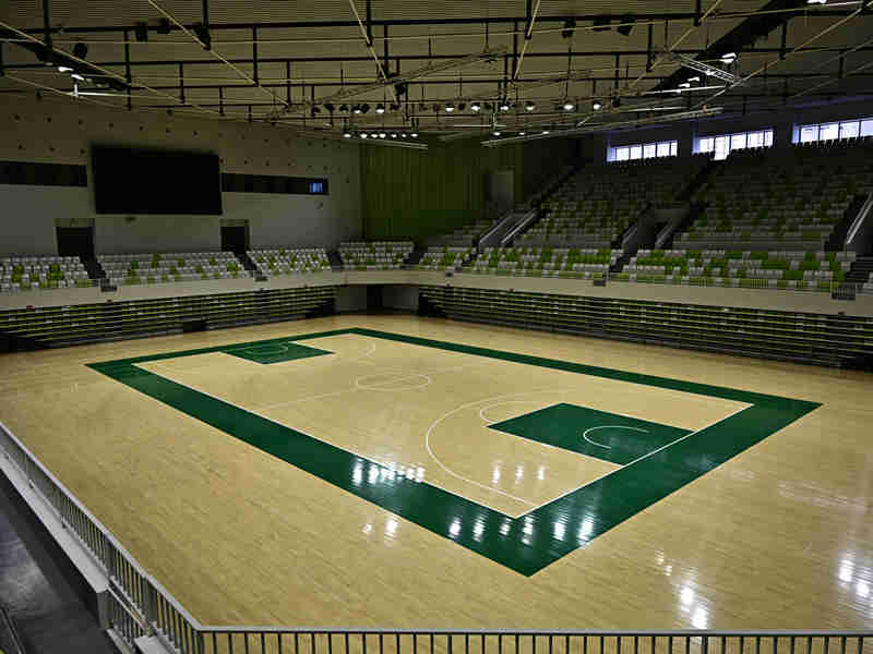 Nbfloor0749.jpg